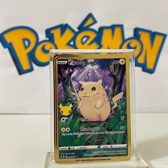 Pokémon Pikachu 005/025  - Celebrations 25 - Metal Gold Card Fan Art - Picture 2 of 3